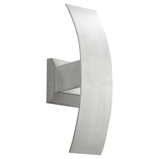 Quorum - 9721-16 - LED Wall Sconce - Curvo - Brushed Aluminum