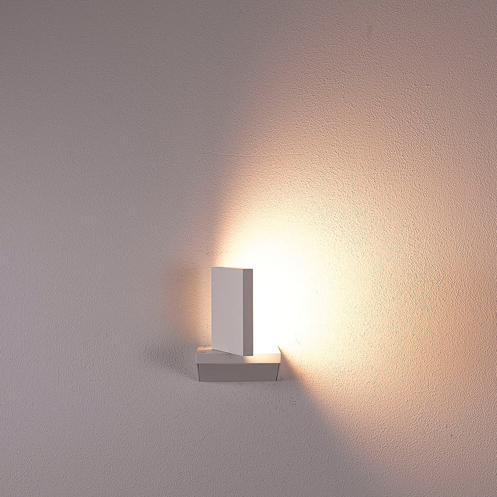 LED Outdoor Wall Mount from the Mana collection in Marine Grey finish