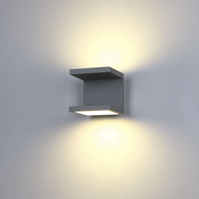LED Outdoor Wall Mount from the Rail collection in Graphite Grey finish