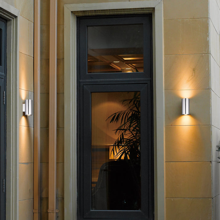 LED Outdoor Wall Mount from the Rotondo collection in Silver finish