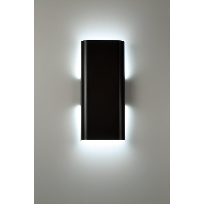 LED Wallwasher from the Bi-Punch collection in Black finish