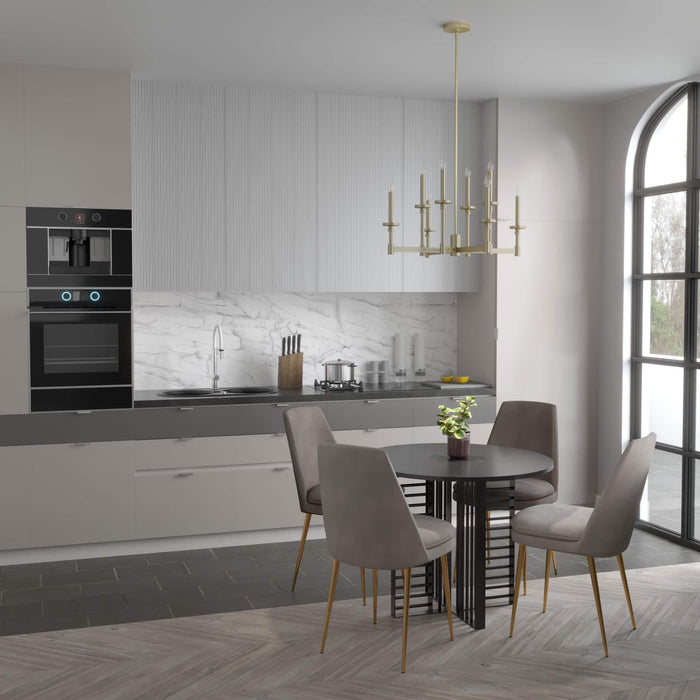 Hunter Briargrove Eight Light Chandelier